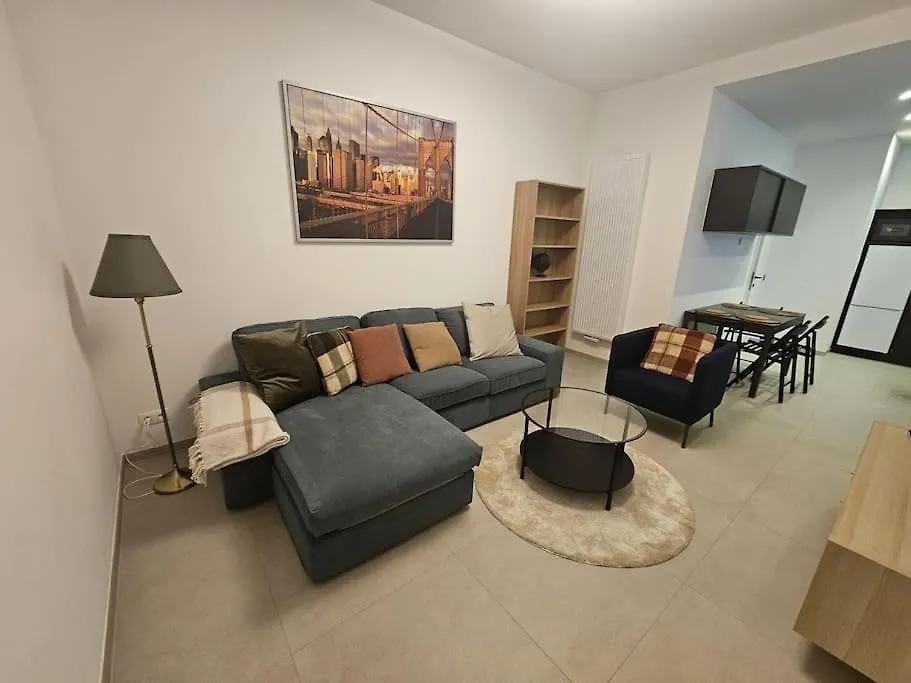 Cosy Appartement General Henry Brussels 0*,