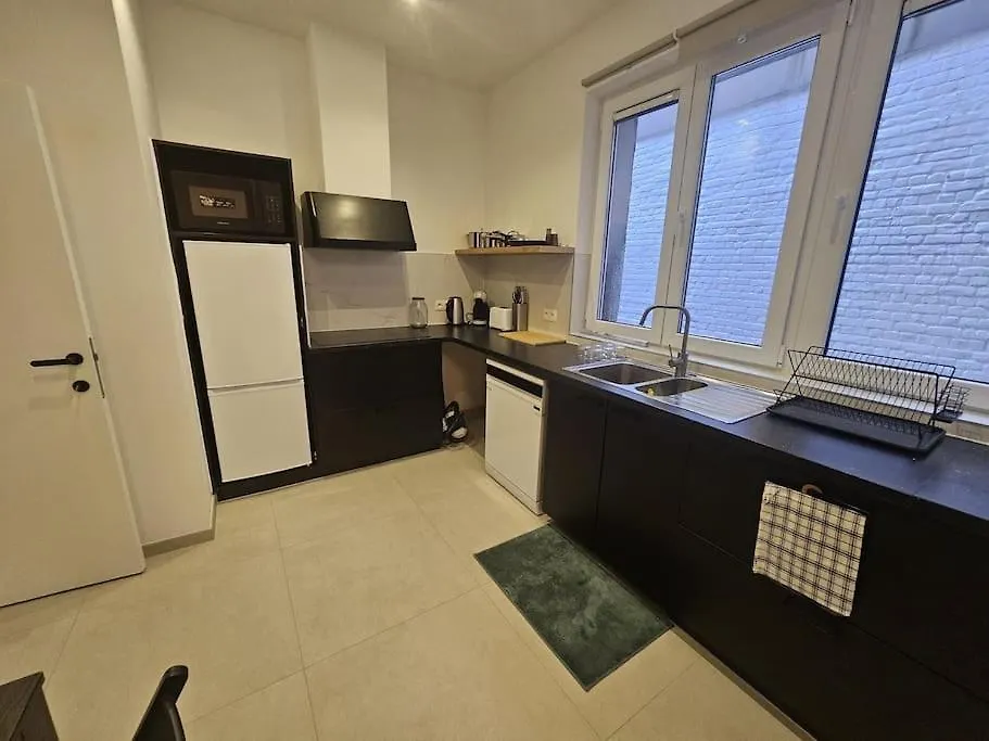 Cosy Appartement General Henry Brussels 0*,  Belgium